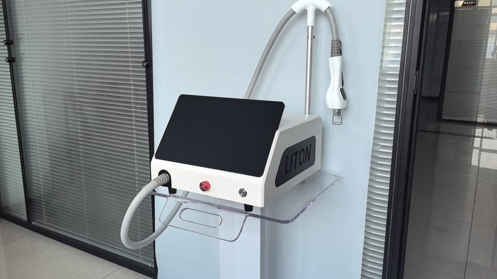 Thulium laser HF 813A.1